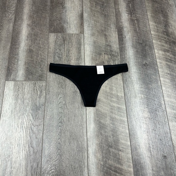 Auden Black‎ Thong - Picture 1 of 8